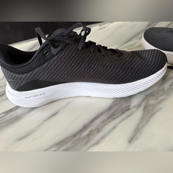 Hoka Women’s Solimar - Picture 13 of 15